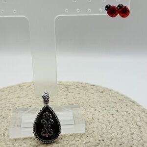 Red Pendant And Earrings Set